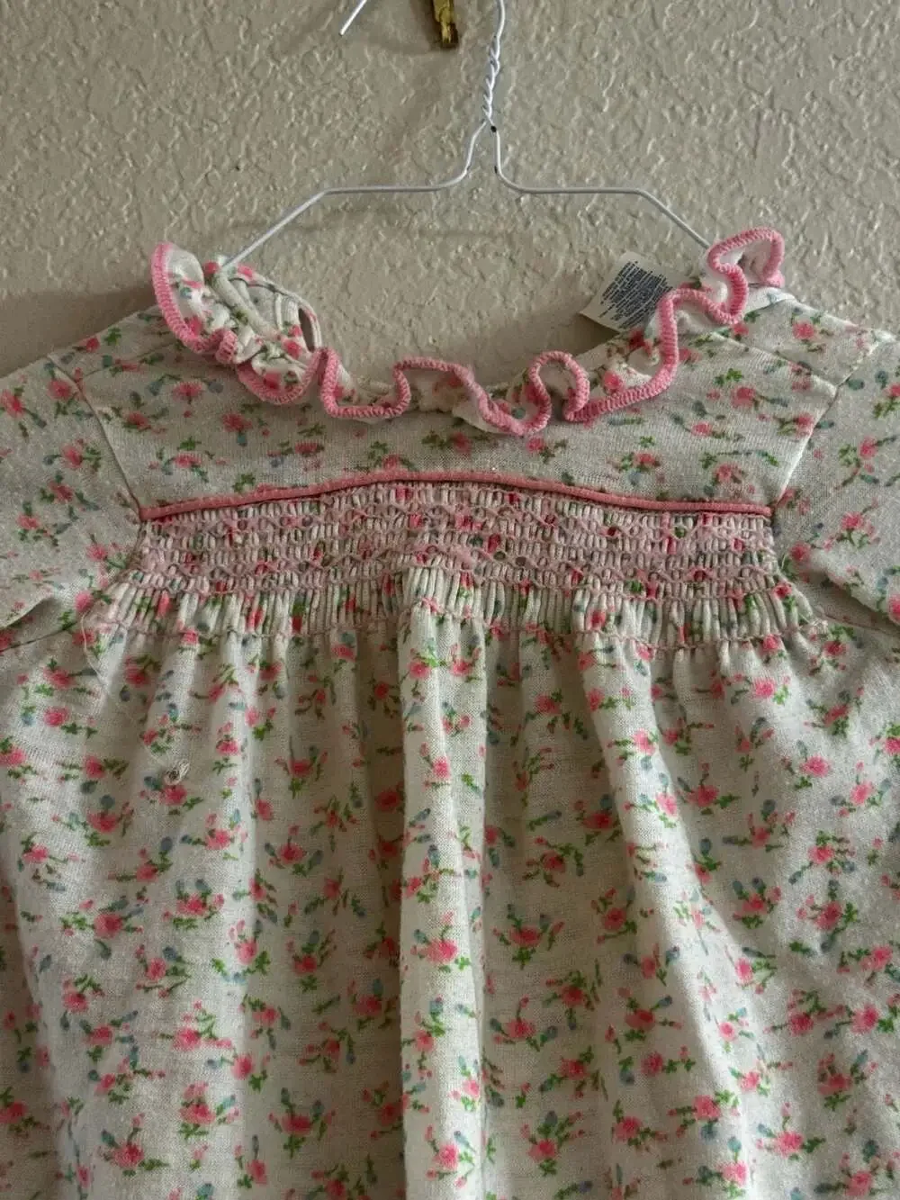 Vintage 1980s Carters Toddler Girls Smocked Floral Nightgown 2T Fortrel USA Made